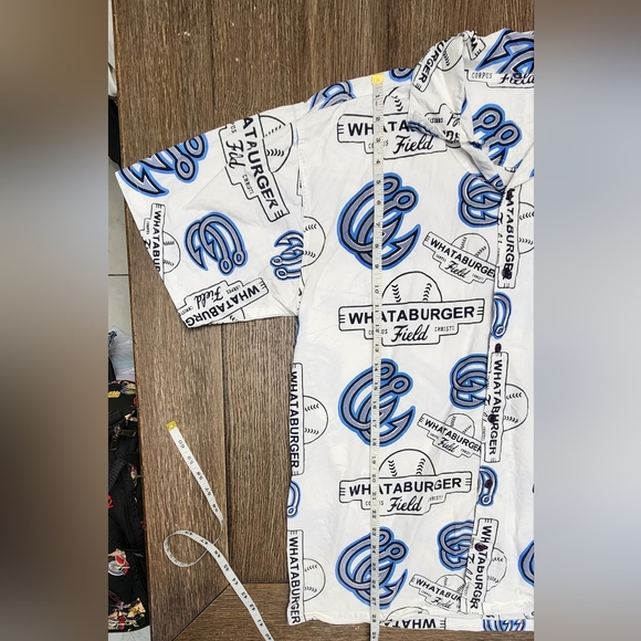 ⚾️ Men's Whataburger Field Corpus Christi Baseball Button-up T-Shirt Size M ⚾️ - Picture 3 of 6